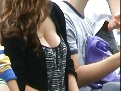 زوجين شابين عاطفيين على استعداد لتجربة بعض الجنس سكس مترجم عربي كامل الشرجي