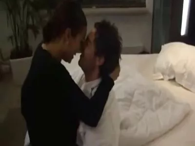 رجل متزوج سكس عربي مدبلج يخون زوجته مع نجمة البورنو مونيك ألكسندر