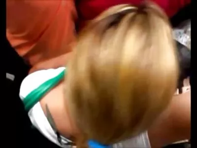 فقط مذكرات الفتاة تعرف أنها نشرت أرجل رجل الام والابن مترجم عربي أسود