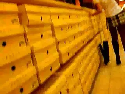 تتقاسم شانيل بريستون وهانا هايز أنفًا سكس مترجم الى العربية سميكًا