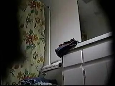 الرجل يعطي المال تبادل زوجات مترجم للعربية للمراهق الشرقي ليمتص ويمارس الجنس على مقاعد البدلاء