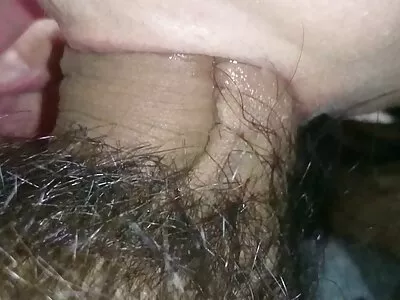 عشيقة شقراء نحيفة تربط عبدها ويلعب سكس روسي مترجم عربي مع مؤخرته