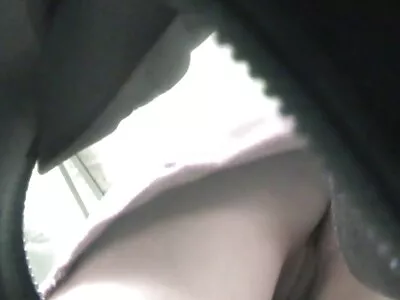 على الأرض الملاعين فلام سكس مترجم للعربية في سن المراهقة معلقة تجمع الصبي خلف ظهر الأب