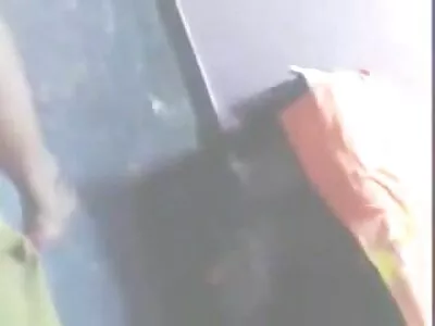 الرجل لديه إجازة رائعة سخيف صديقة رهيبة على الكاميرا السحاق مترجم